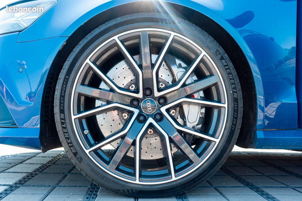 Audi RS6 C7 Performance 605 CH Pack Dynamique Plus - Bleu Ascari - Pack carbone int (image 10)