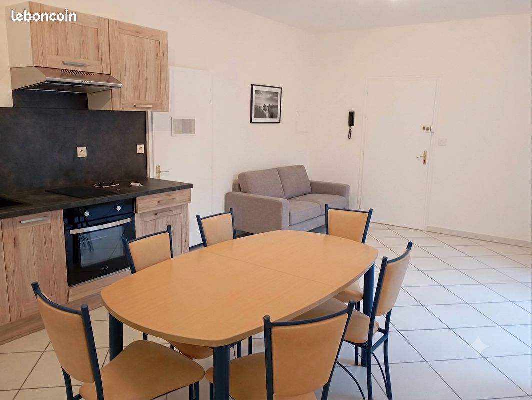 Maison 3 pièces 61 m² · à Essarts-en-Bocage · 61 m² · 698 €/mois