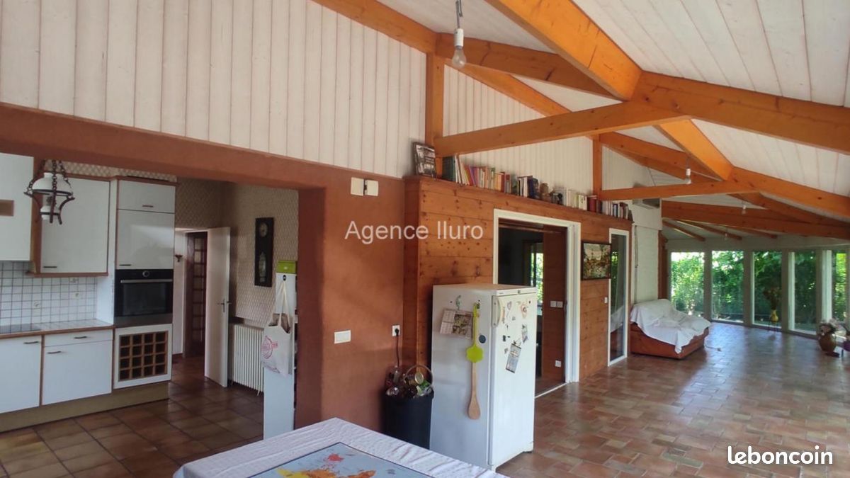 Villa 7 pièces 215 m² - Bidos 64400 (image principale 8)