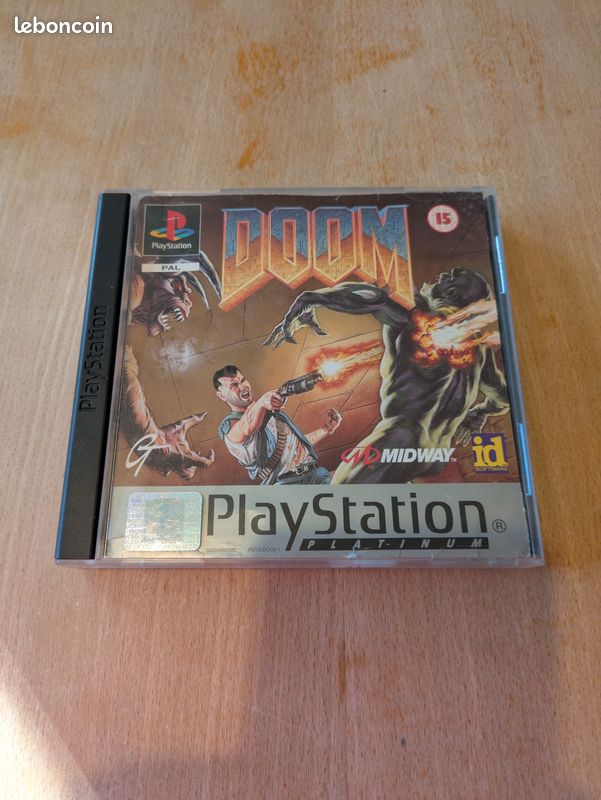 Doom Platinum PS1 PlayStation Sony PAL