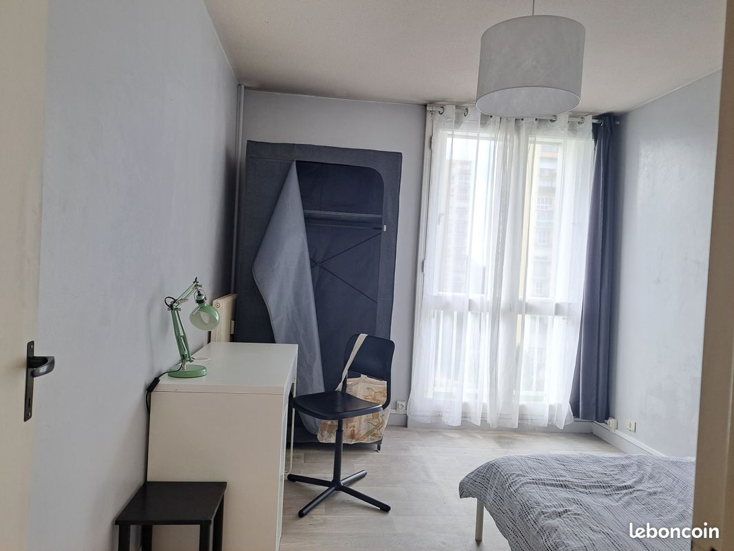Appartement 5 pièces 83 m² · à Rennes · 83 m² · 390 €