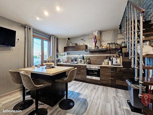Maison de village 7 pièces 133 m²