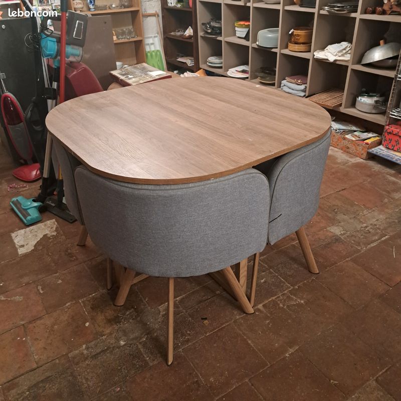 Table ronde + 4 chaises (image 1)