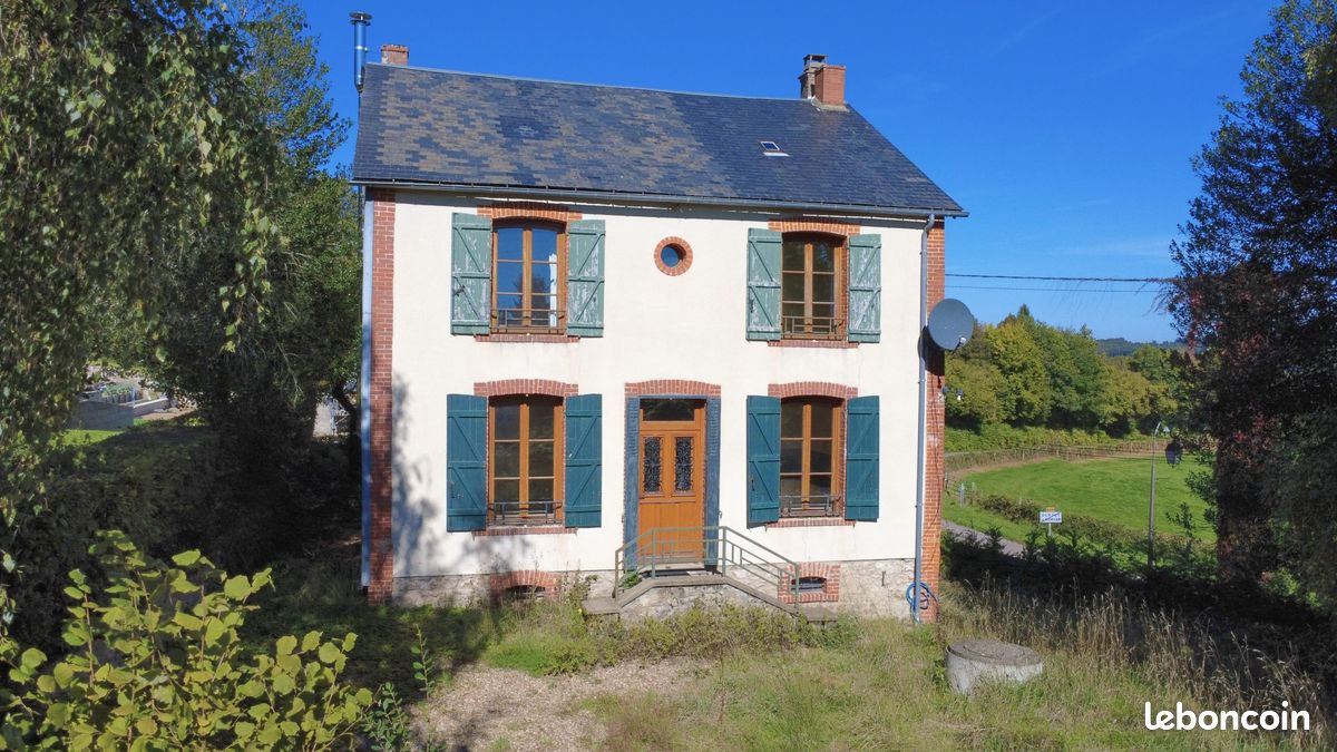Maison 5 pièces 120 m² · à Ouroux-en-Morvan · 120 m² · 150 000 €