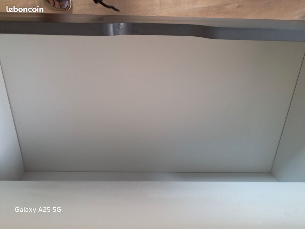 Commode (image 2)