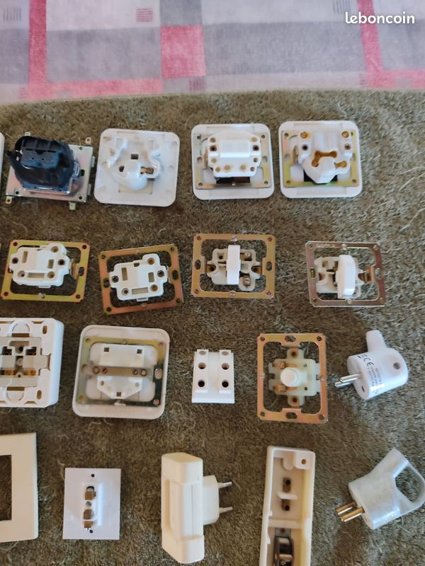Lot accessoires électrique (image 2)