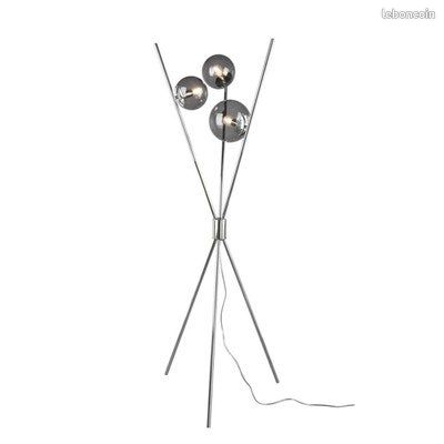 Lampadaire design (image 1)