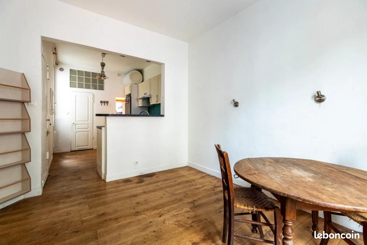 Appartement 2 pièces 28 m² · à Paris · 28 m² · 270 000 €