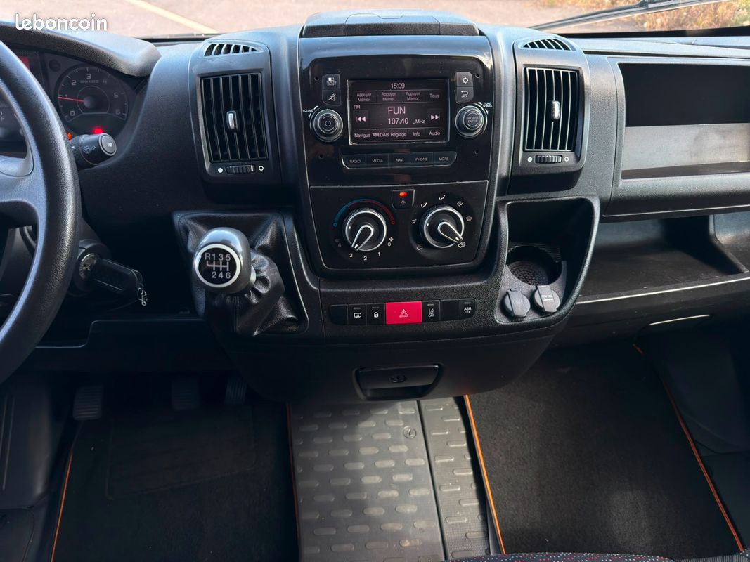 CITROEN JUMPER VU 2.2 HDi 120 30 L2H2 DRIVER (image 16)