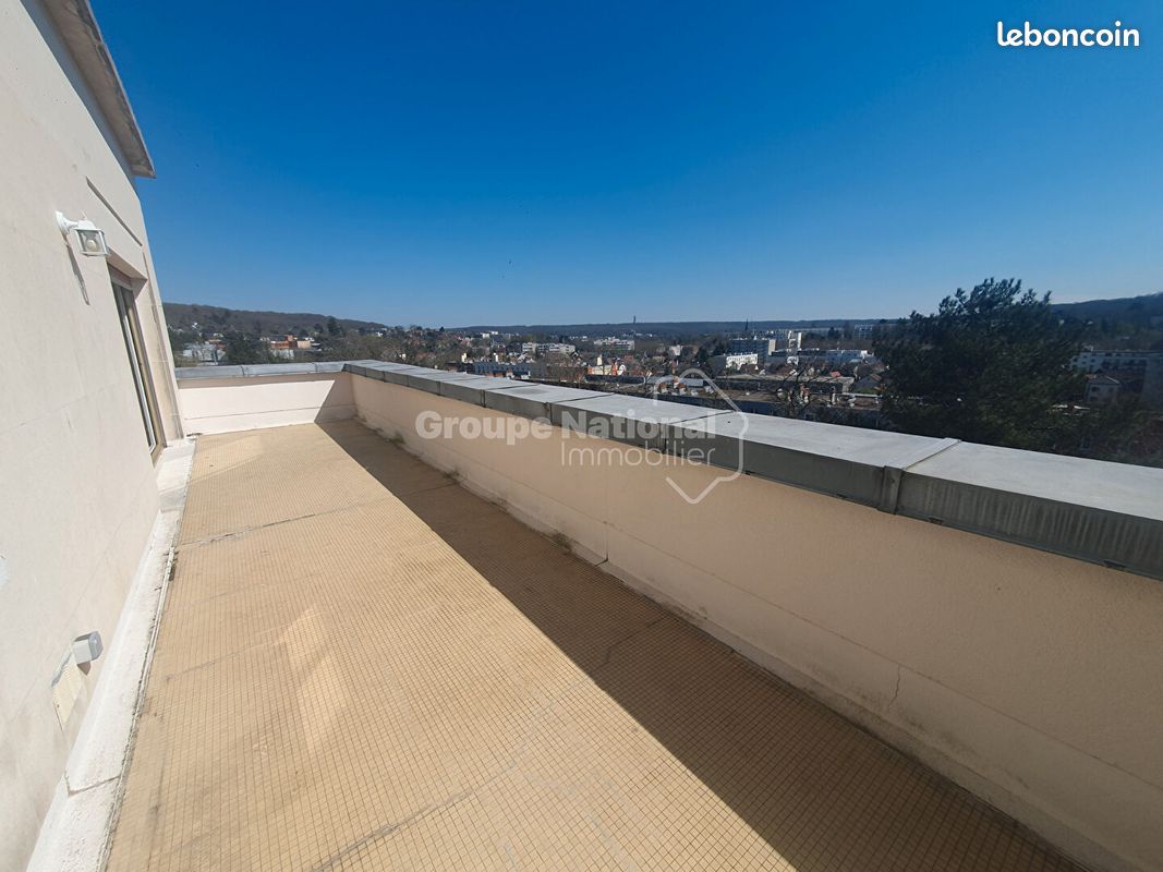 Appartement 3 pièces 80 m² · à Versailles · 80 m² · 1 863 €/mois