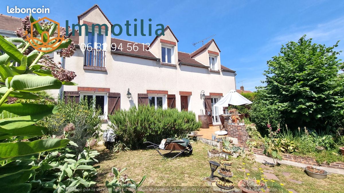 Maison 6 pièces 121 m² · à Longueville · 121 m² · 254 000 €