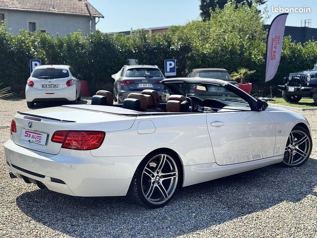 BMW Série 3 V (E93) 320dA 184ch M Sport (image 18)