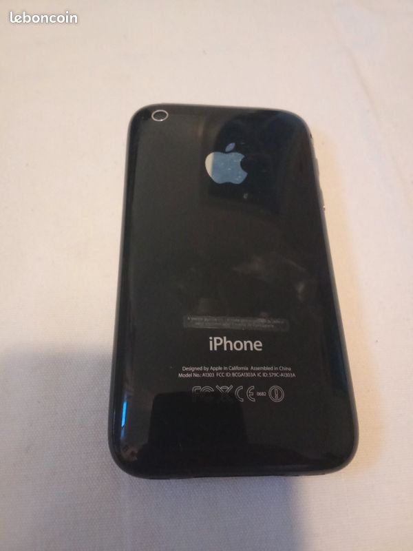 I phone 3GS noir fonctionnel (image 1)