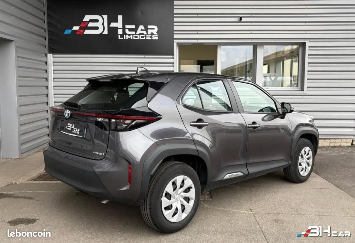 Toyota Yaris CROSS 116H HYBRID DYNAMIC MY22 CAMERA DE RECUL (image 5)