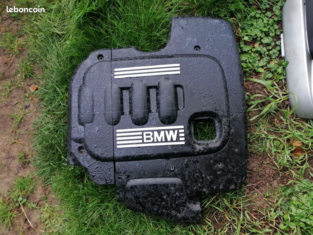 Cache-moteur Pour BMW Série 1 E87 Phase 2 - Réf. 51717059384, Occasion En Bon état