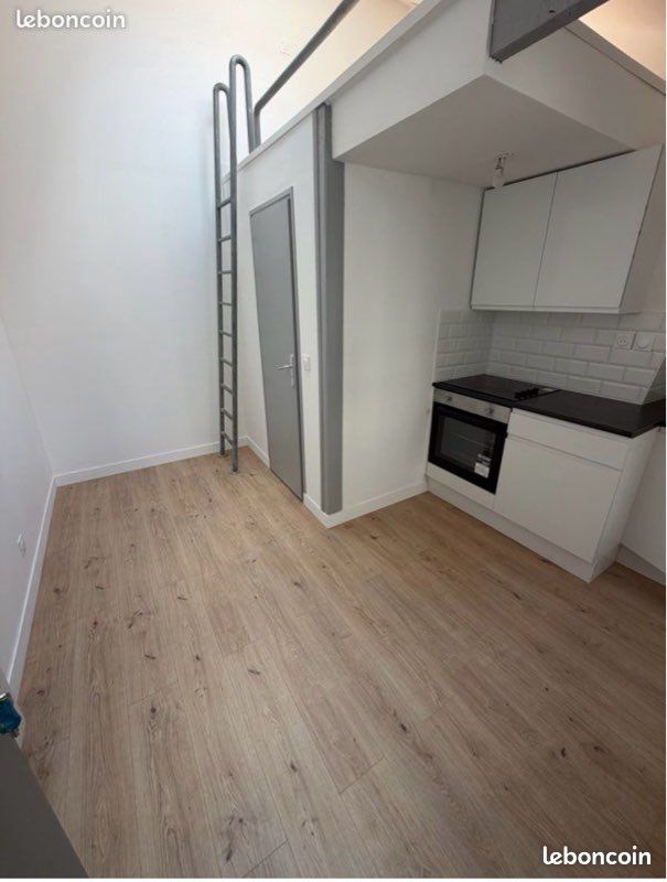 Appartement 1 pièce 16 m² · à Lille · 16 m² · 700 €