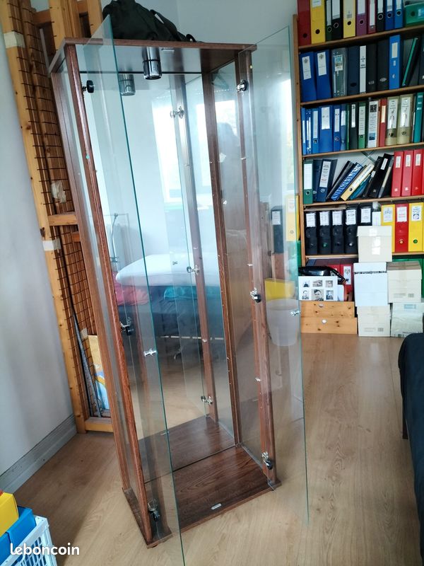 Meuble vitrine en excellent état (image 2)