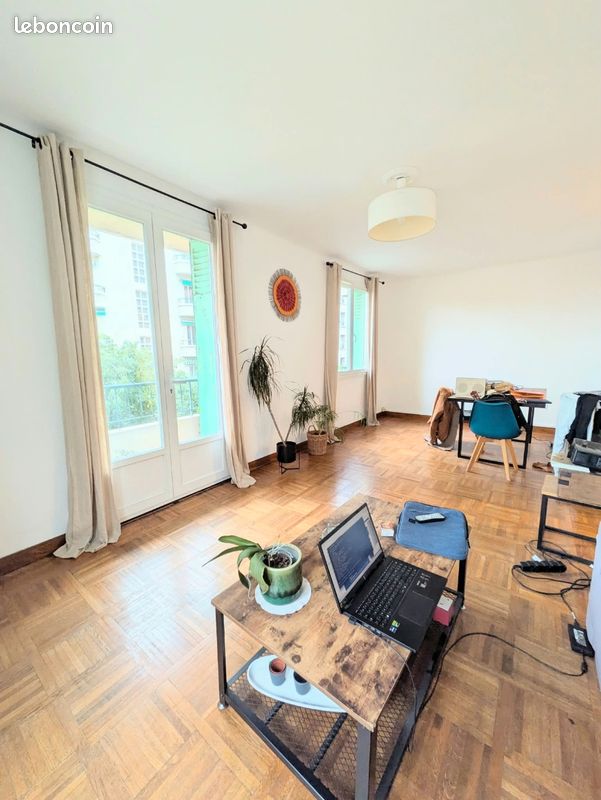 Appartement 2 pièces 60 m² · à Marseille 6ème Arrondissement · 60 m² · 1 200 €/mois