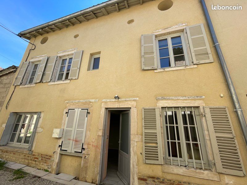 Maison 5 pièces 125 m² · à Ambérieux-en-Dombes · 125 m² · 240 000 €