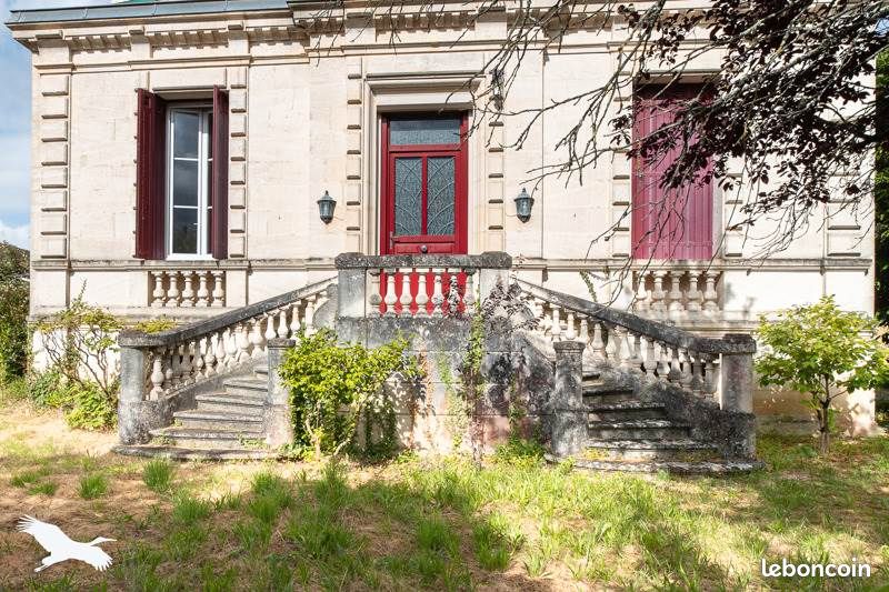Maison 6 pièces 225 m² · à Saint-Aubin-de-Blaye · 225 m² · 308 900 €