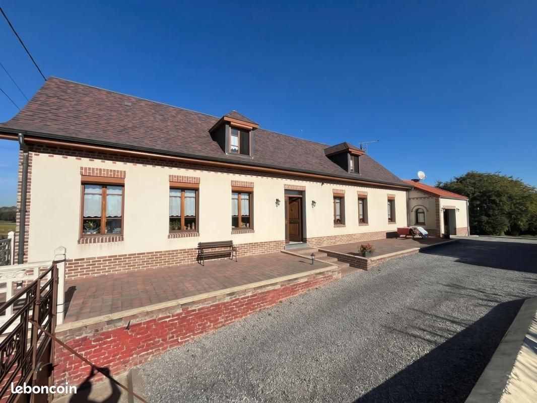 Maison 6 pièces 147 m² · à Maurois · 147 m² · 194 000 €