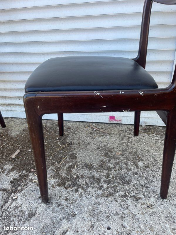 Paire de chaises design scandinave / danois ? Palissandre ? Assise en Skaï noir (image 4)