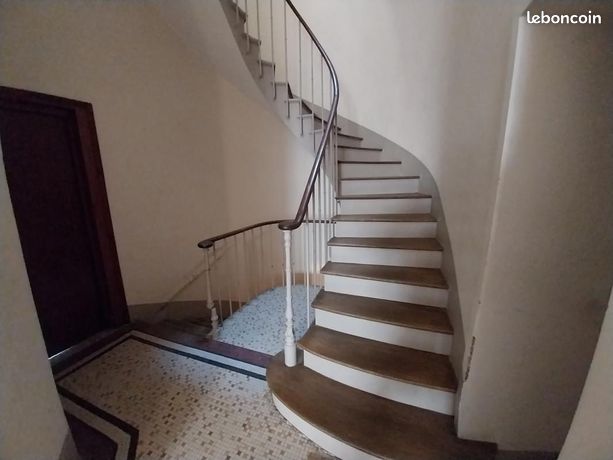 https://img.leboncoin.fr/api/v1/lbcpb1/images/eb/3d/3b/eb3d3b8bed3bf56703bcca3613077e3a9e222813.jpg?rule=ad-image