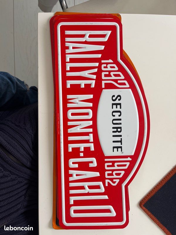 Mini Plaque épingle Rallye Monte-Carlo 1992 - Voitures Anciennes, Officiel