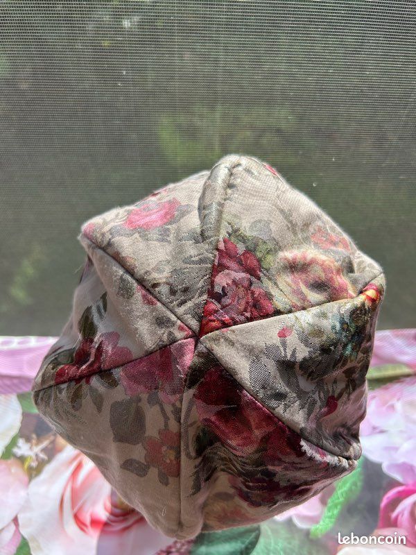 Casquette gavroche fleurie vintage T.53 – strass – rose bordeaux (image 10)