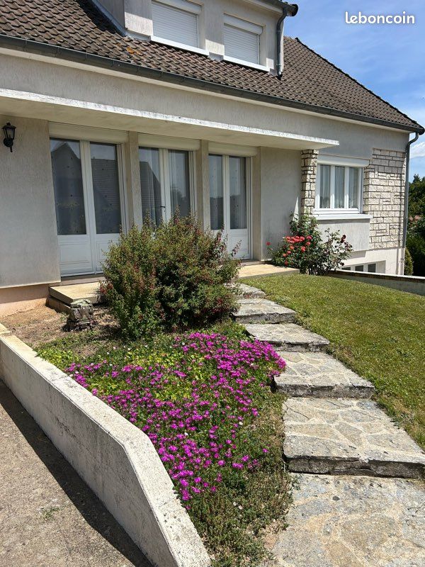 Maison 6 pièces 126 m² · à Saint-Prest · 125,5 m² · 220 000 €