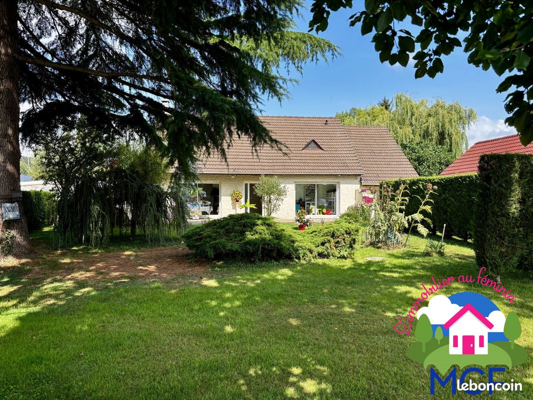 Maison 7 pièces 172 m² · à Bueil · 172 m² · 379 500 €