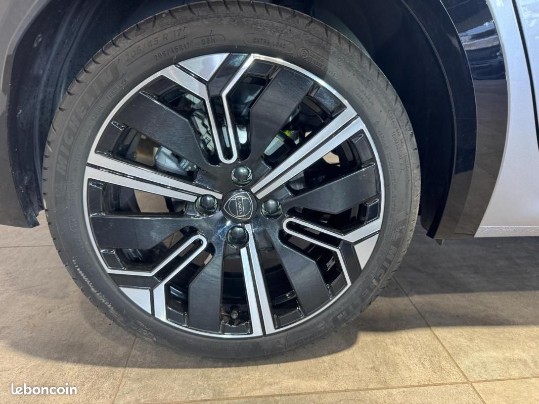 Lancia Ypsilon IBRIDA LX (image 34)