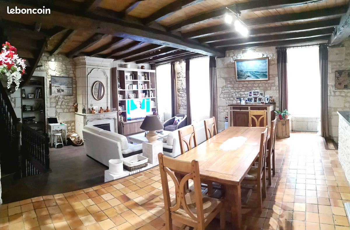 Maison 6 pièces 180 m² · à Saintes · 180 m² · 275 000 €