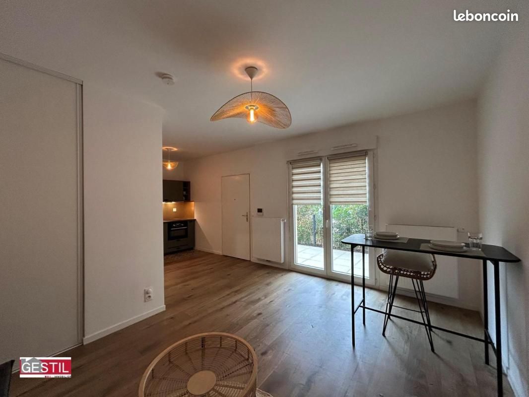 Appartement 1 pièce 30 m² · à Pontoise · 30 m² · 850 €/mois