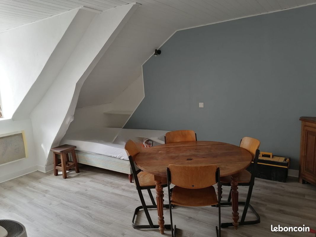 Appartement 1 pièce 24 m² · à Versailles · 24 m² · 650 €/mois