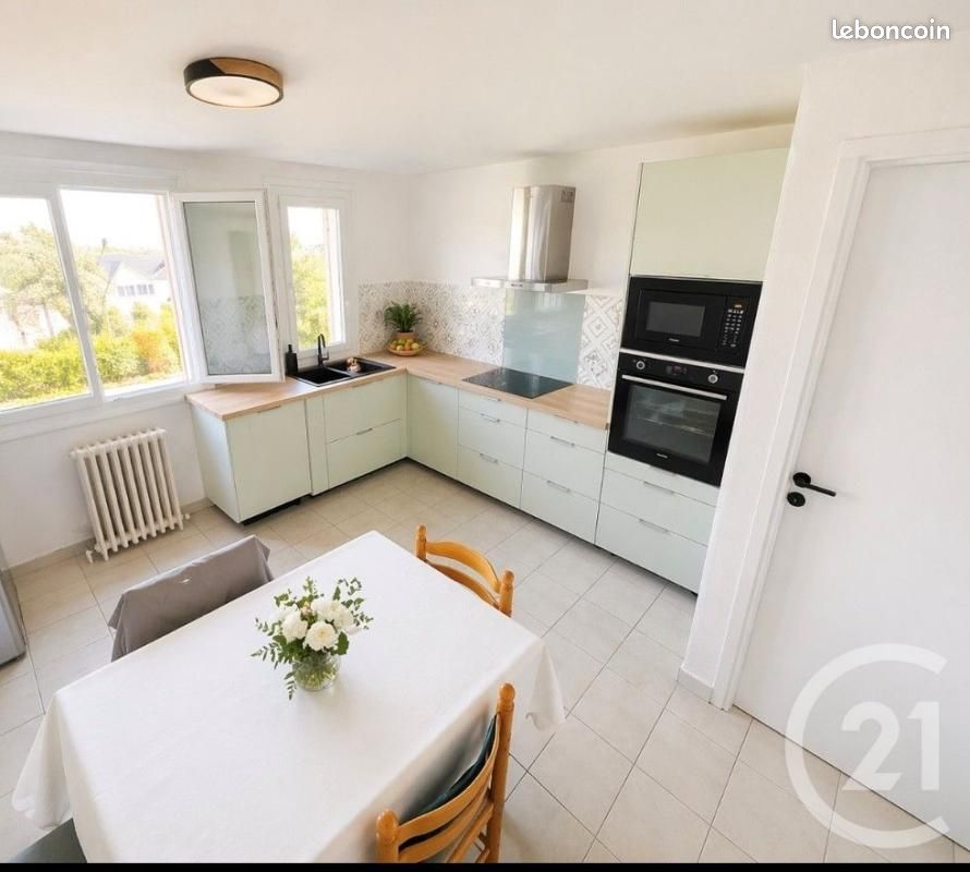 Maison 6 pièces 100 m² · à Saint-Marcel · 100 m² · 253 000 €