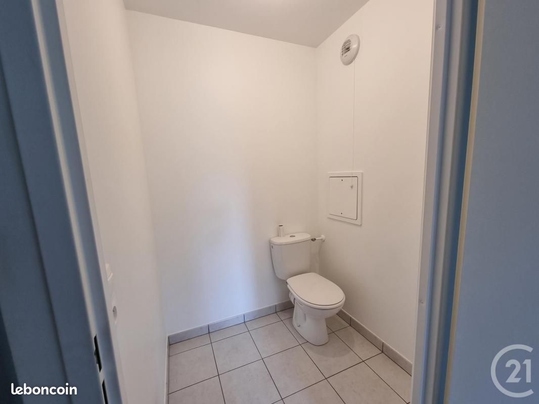 Appartement a louer brie-comte-robert - 3 pièce(s) - 63 m2 - Surfyn