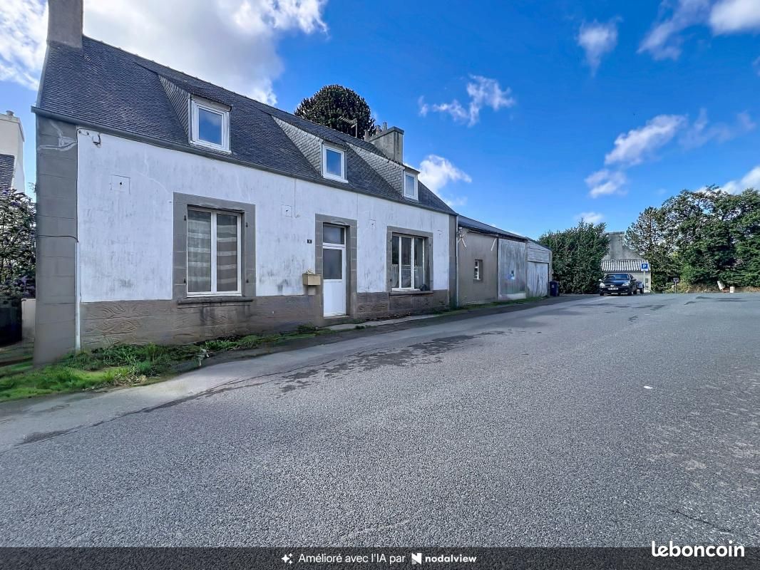 Maison 5 pièces 139 m² · à Plounéour-Ménez · 139 m² · 155 800 €