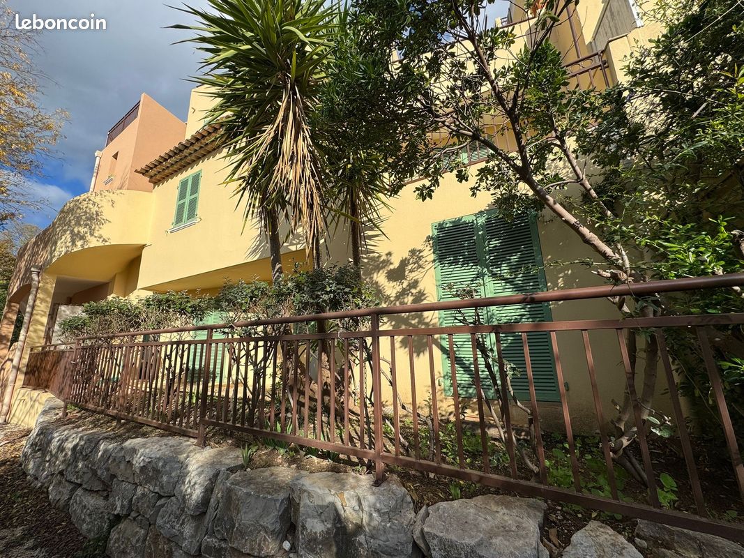 Appartement 3 pièces 75 m² · à Grimaud · 75 m² · 449 000 €
