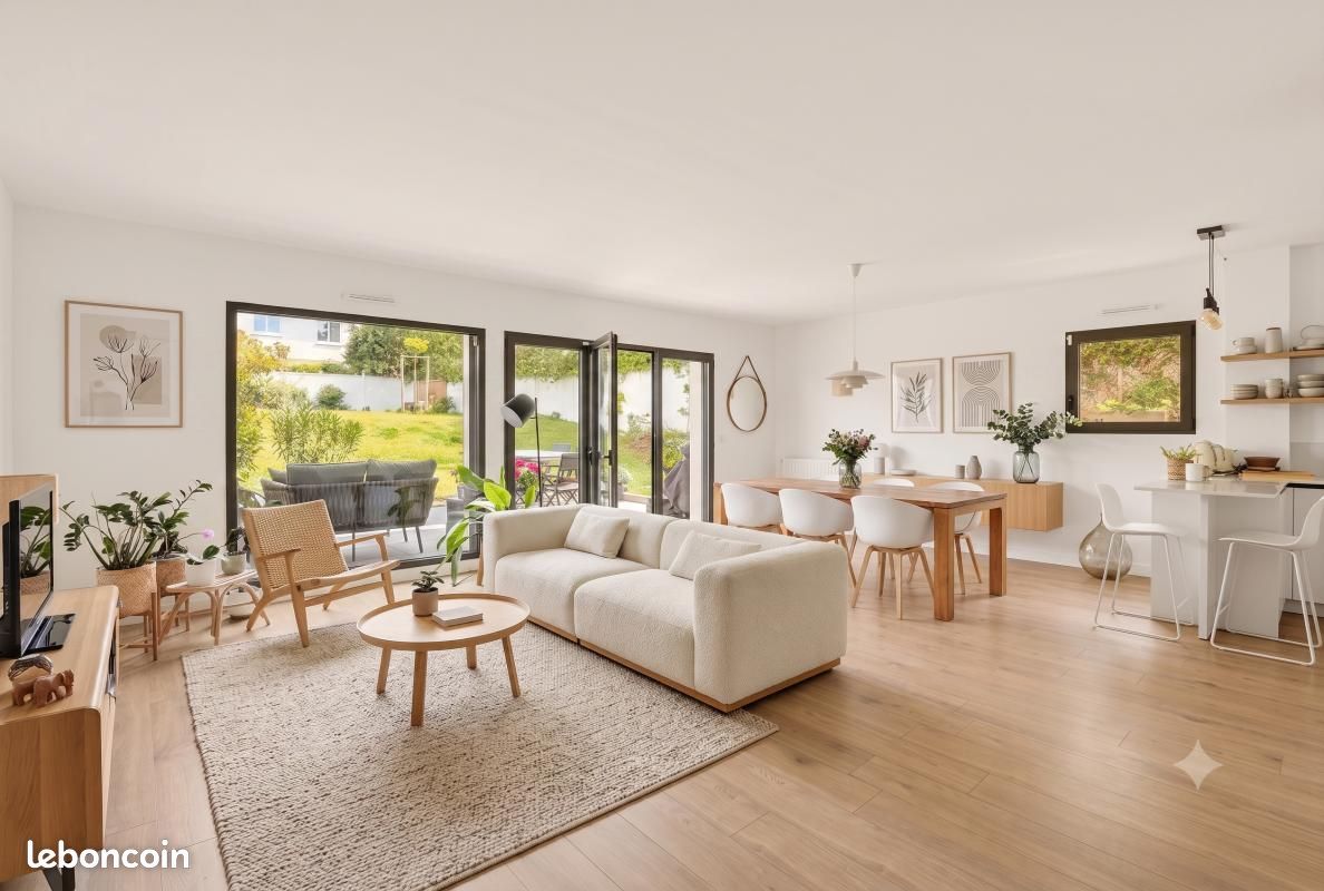 Maison 5 pièces 120 m² · à Châteaufort · 120 m² · 579 000 €