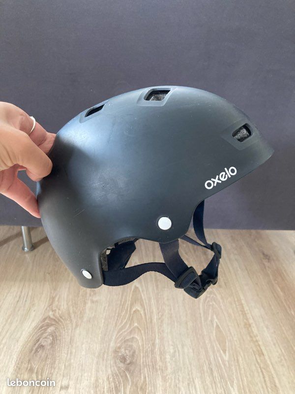 Casque Vélo Enfant Réglable 5-10 Ans – Casque Cyclisme & Skate Respirant Avec 12 Aérations, Sécurité & Confort