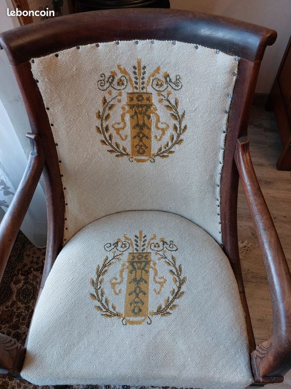 Fauteuil d'époque restauration tapisserie aux points (image 6)