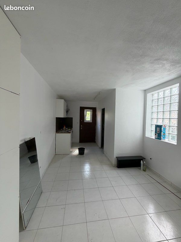Appartement 1 pièce 30 m² · à Osny · 30 m² · 700 €/mois