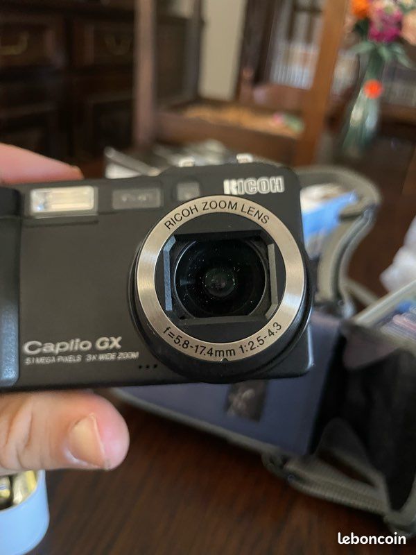 Appareil photo numérique compact Ricoh Caplio GX noir (image 5)