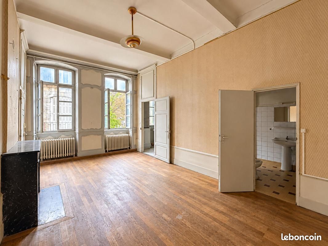 Appartement 2 pièces 35 m² · à Poligny · 35 m² · 49 000 €