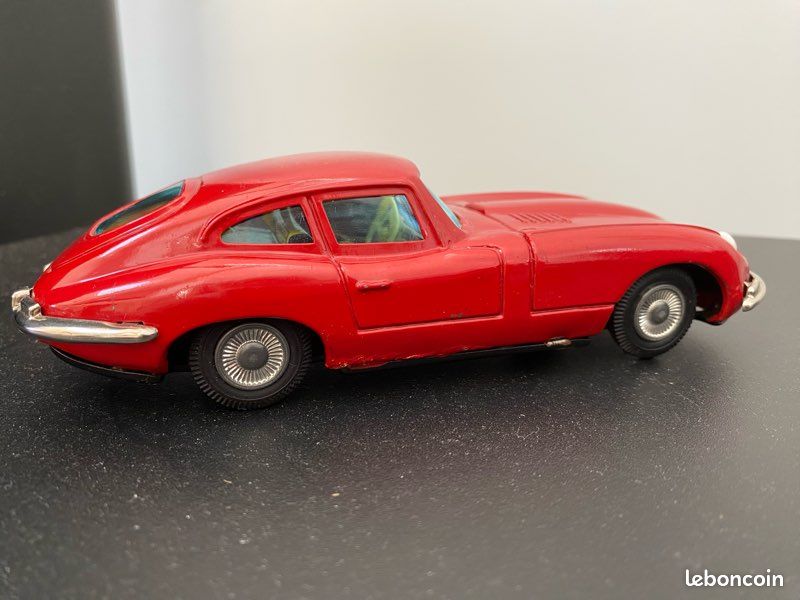 Jouet En Tôle Ancien Huki Jaguar XK 150 Mont Blanc 1960 - Bon état, Collection