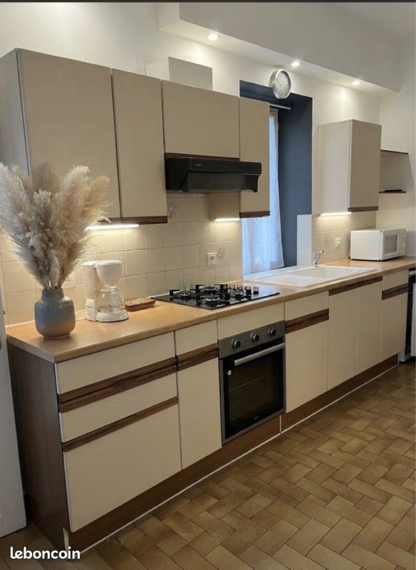 Appartement 2 pièces 43 m² · au Lac-d'Issarlès · 43 m² · 450 €/mois