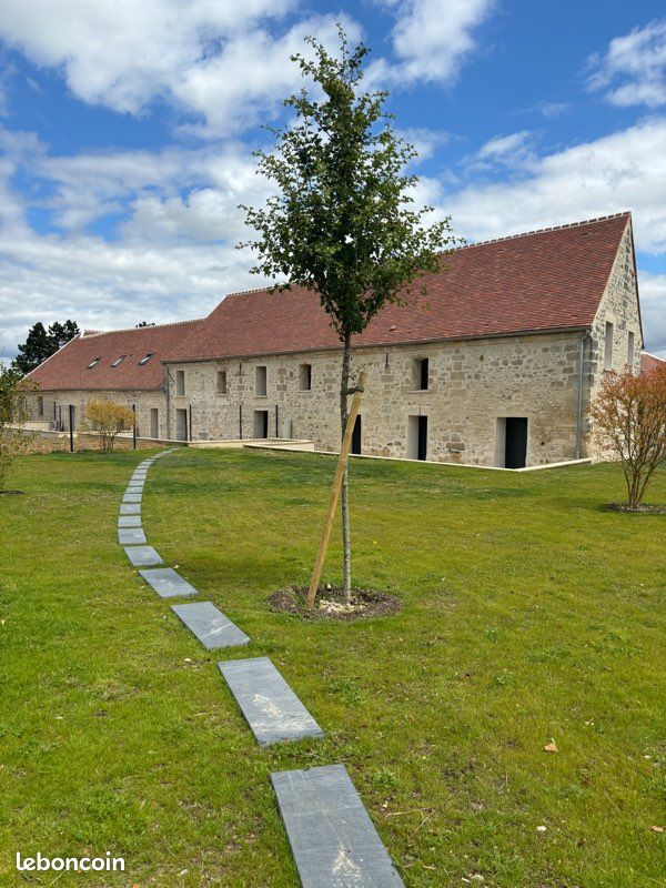 Maison 5 pièces 160 m² · à Lavilletertre · 160 m² · 1 800 €/mois