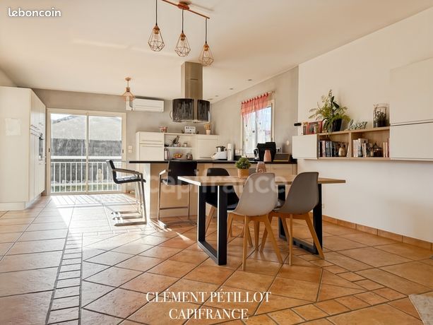 Maison 5 pièces 141 m²