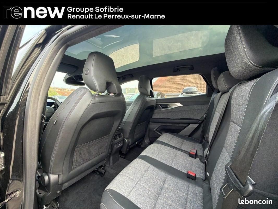 Renault Espace VI full hybrid E-Tech 200 ch 7pl Techno (image 29)
